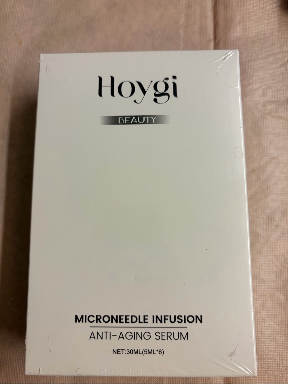 Beauty Microneedle Infusion Anti-Aging Serum — White